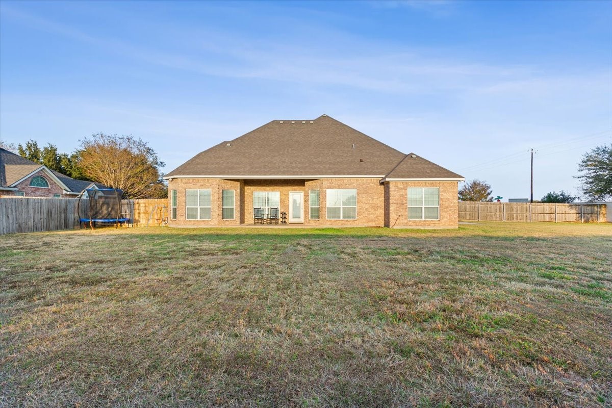 900 Queen Elizabeth Drive Waco TX 76657