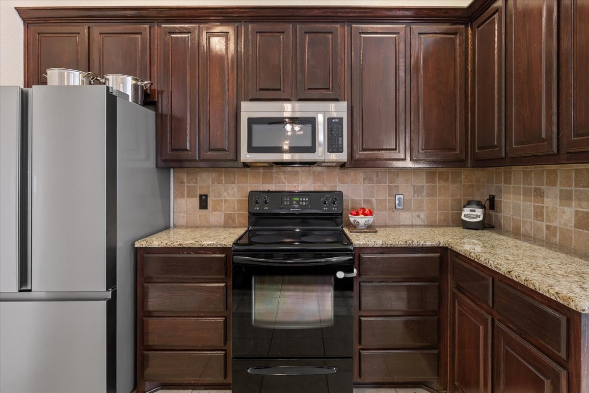 900 Queen Elizabeth Drive Waco TX 76657