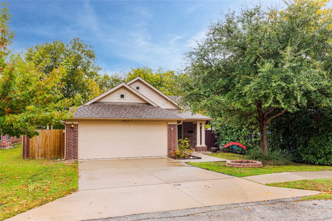 803 N Bradley Street Mckinney TX 75069