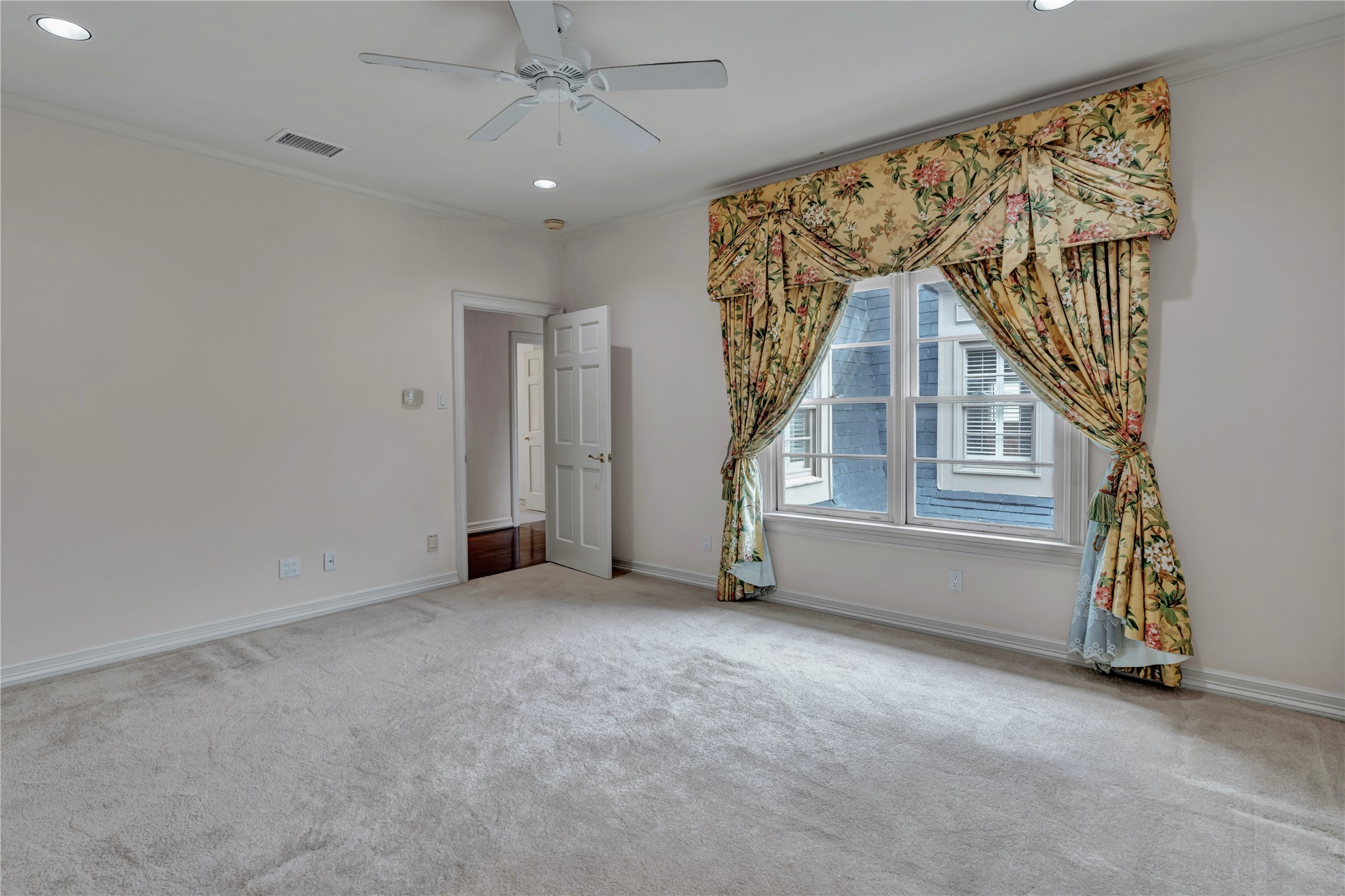 4733 Harley Avenue Fort Worth TX 76107
