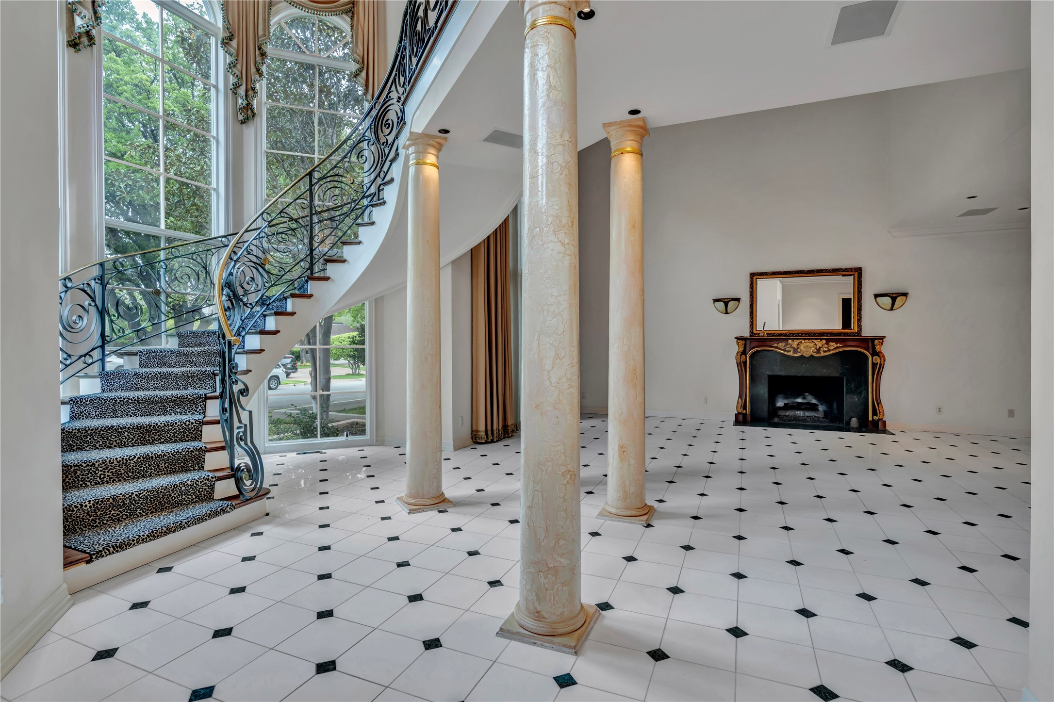 4733 Harley Avenue Fort Worth TX 76107