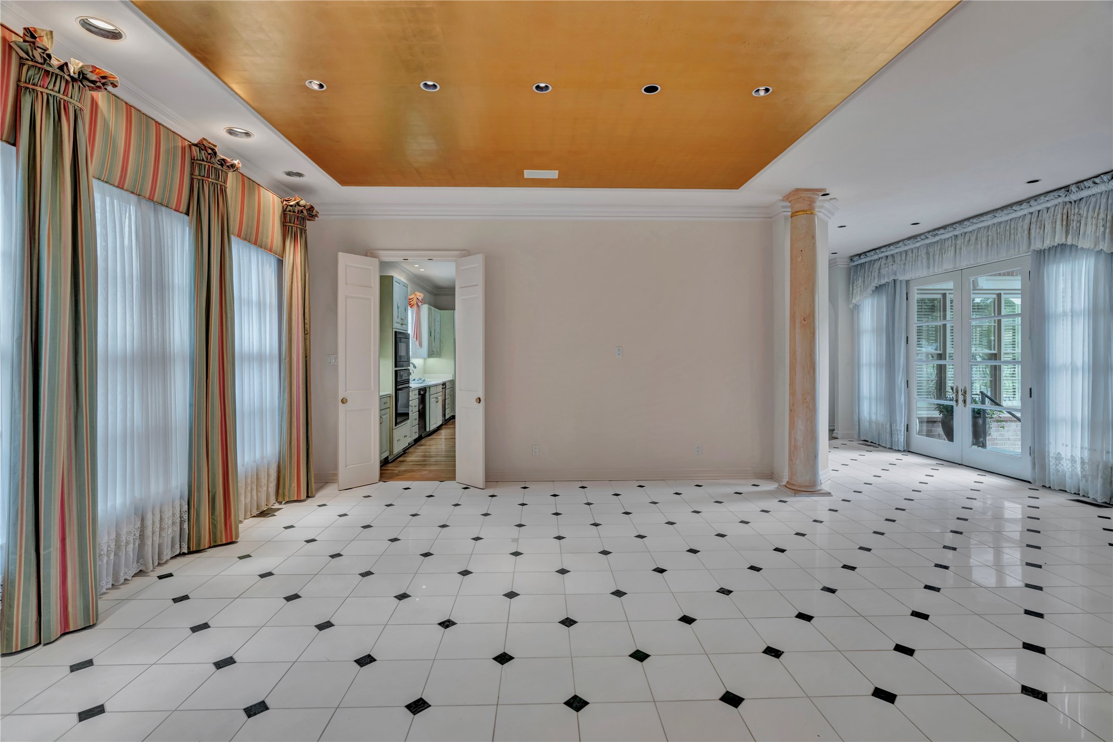 4733 Harley Avenue Fort Worth TX 76107