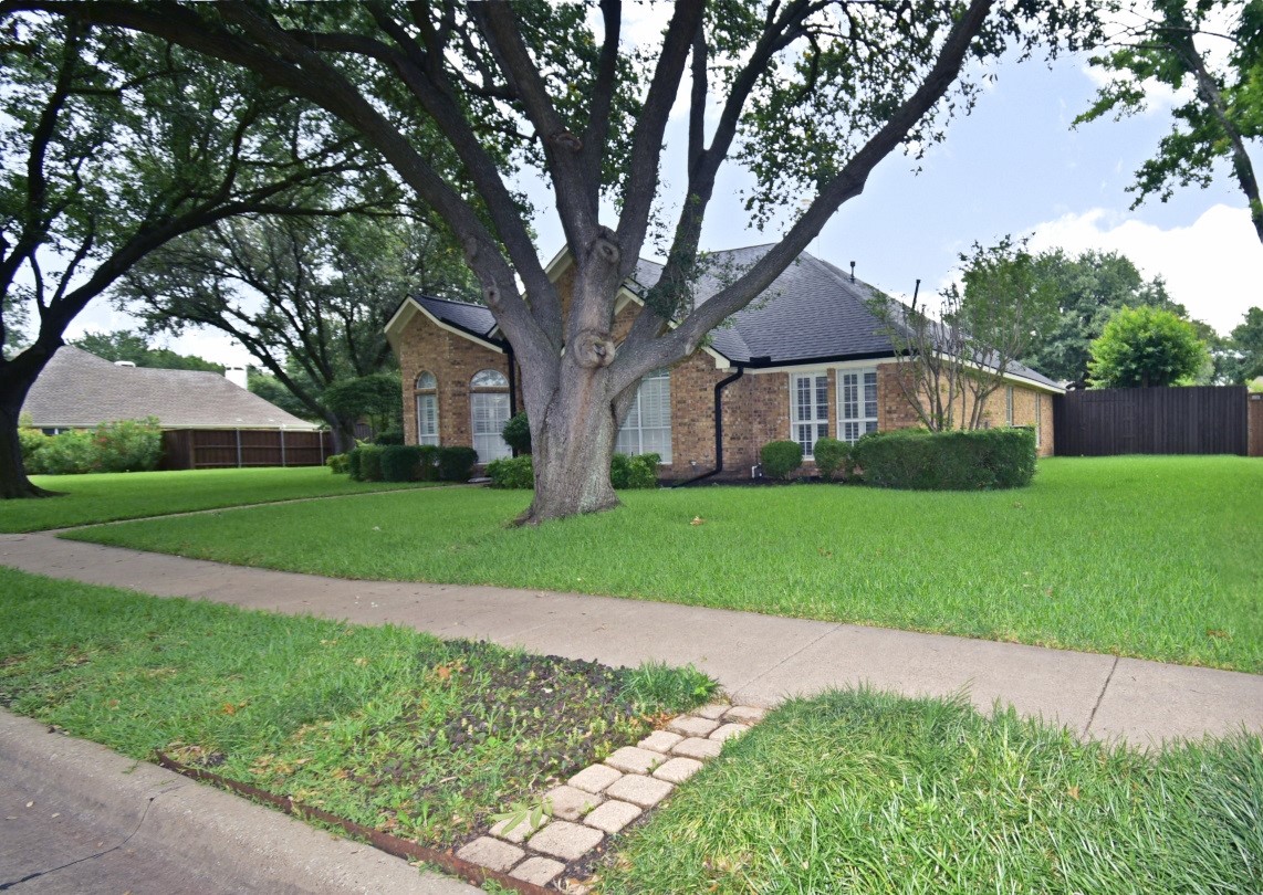 2902 Live Oak Drive Rowlett TX 75088