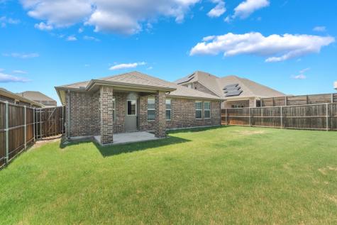 1805 Gold Mine Trail Aubrey TX 76227