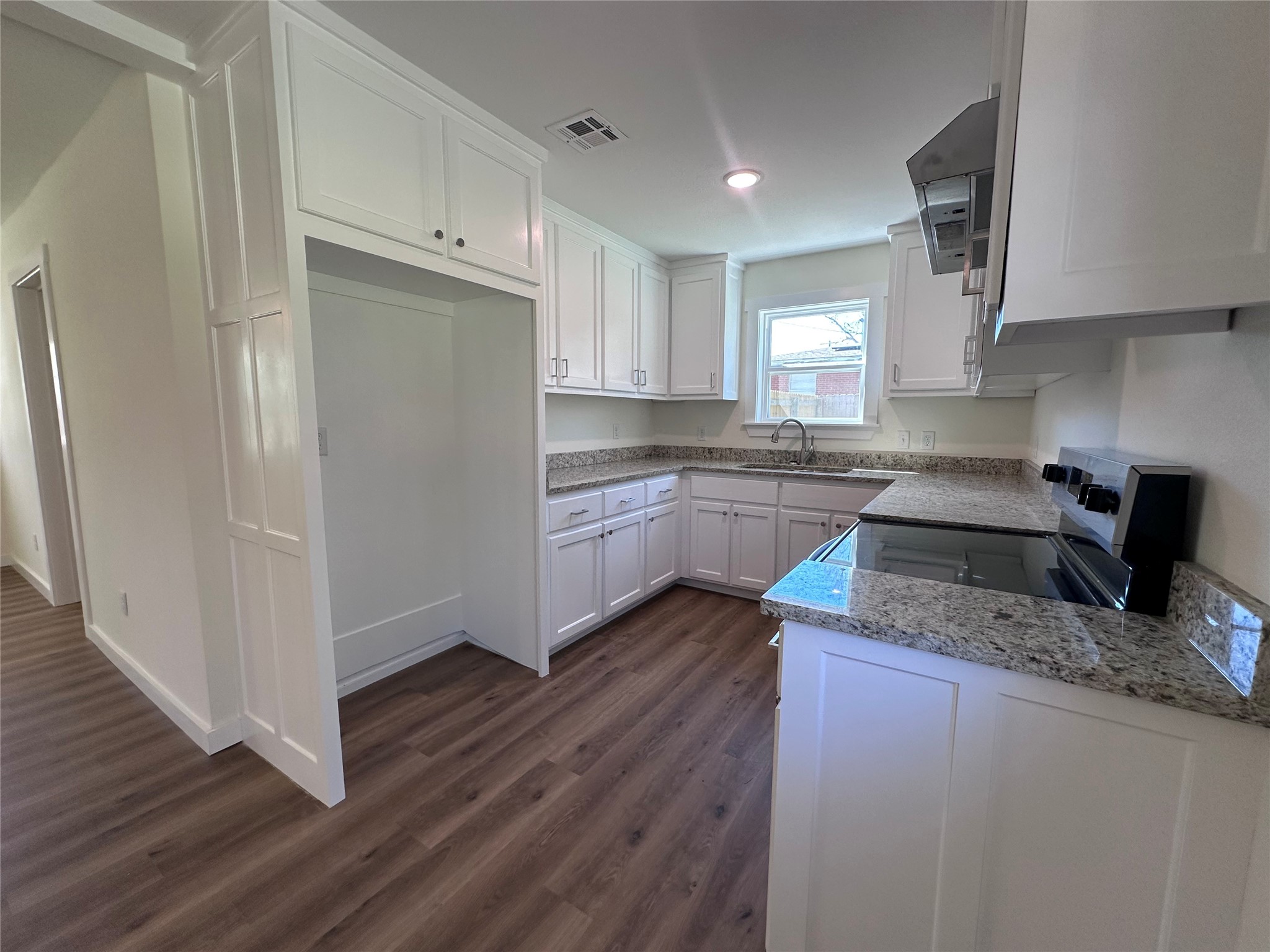 706 Barbara Street Athens TX 75751