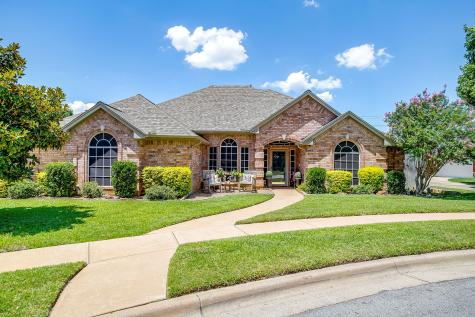 7732 Bridlewood Court North Richland Hills TX 76182