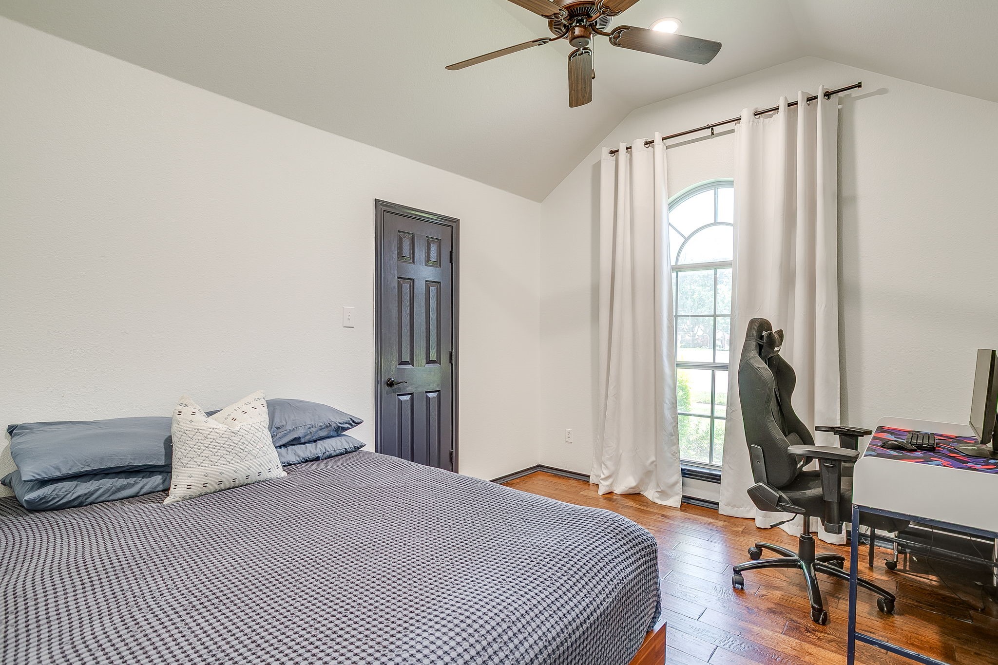 7732 Bridlewood Court North Richland Hills TX 76182