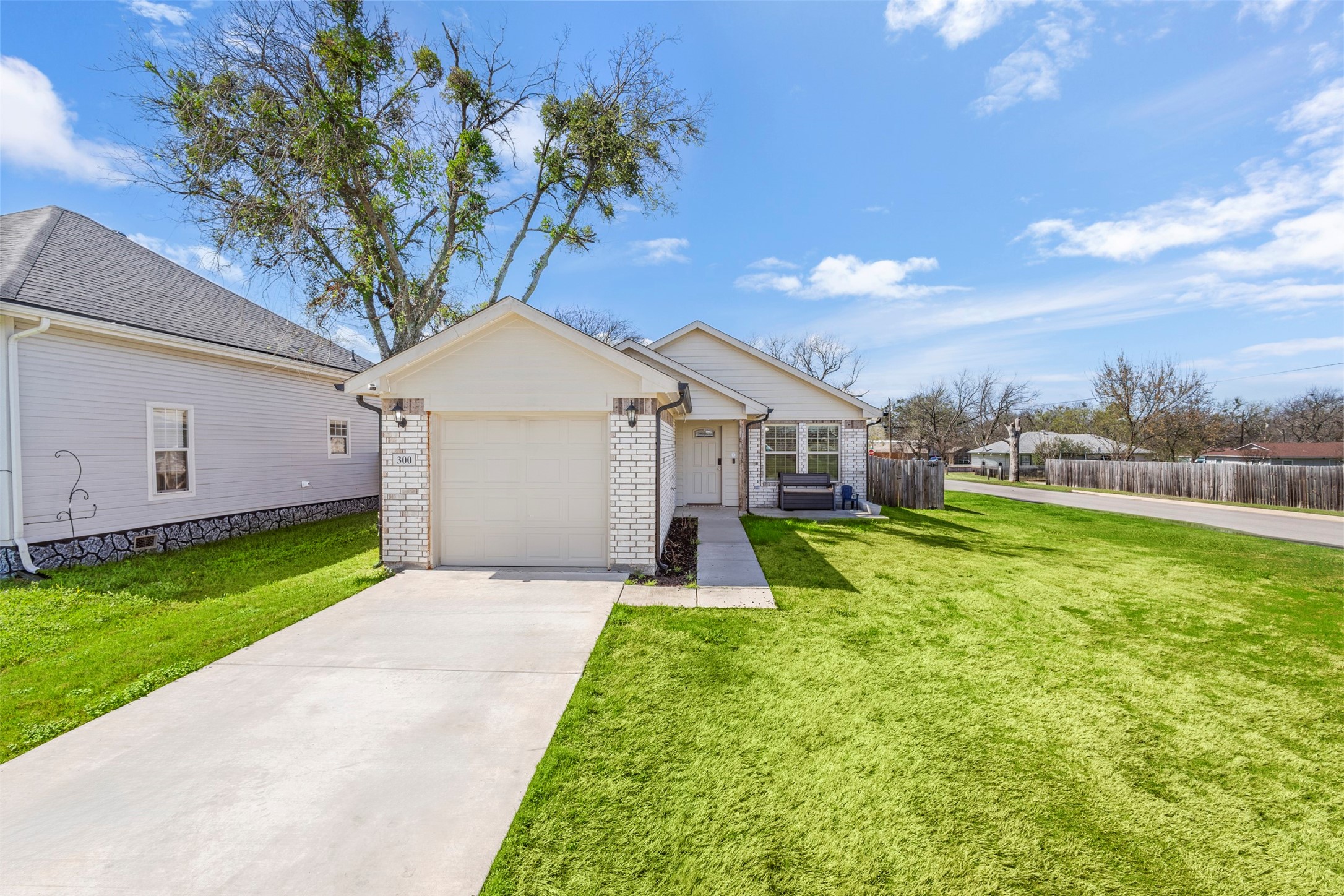 300 Lipscomb Street Cleburne TX 76031