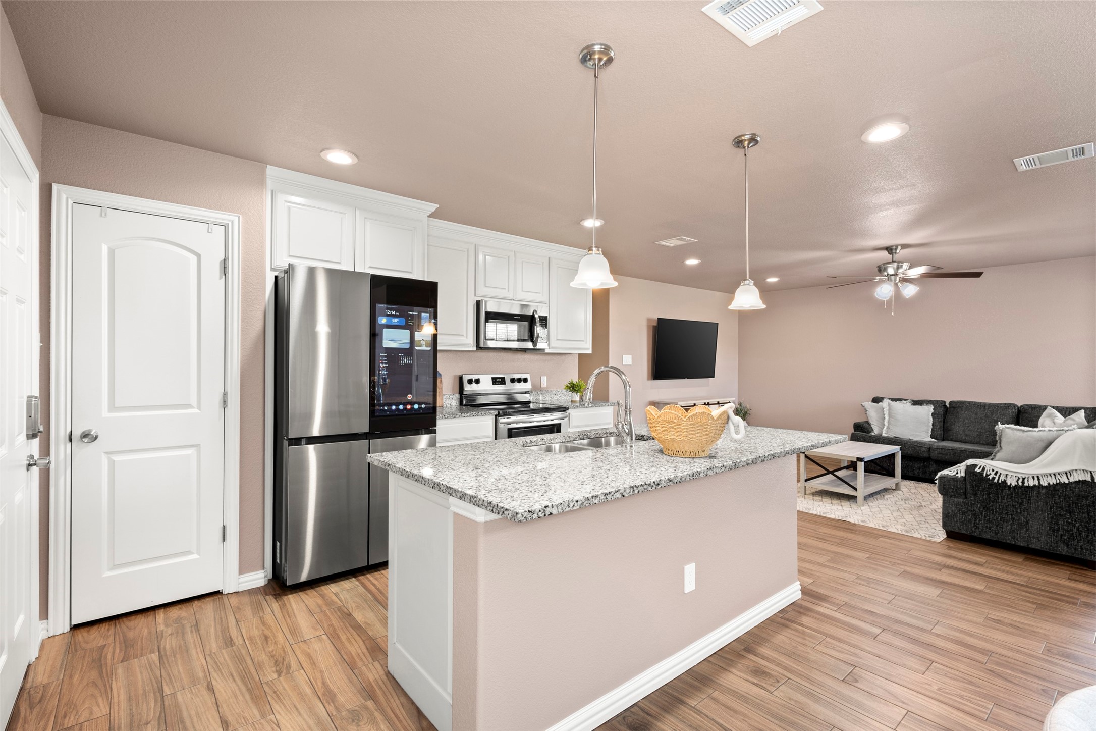 300 Lipscomb Street Cleburne TX 76031