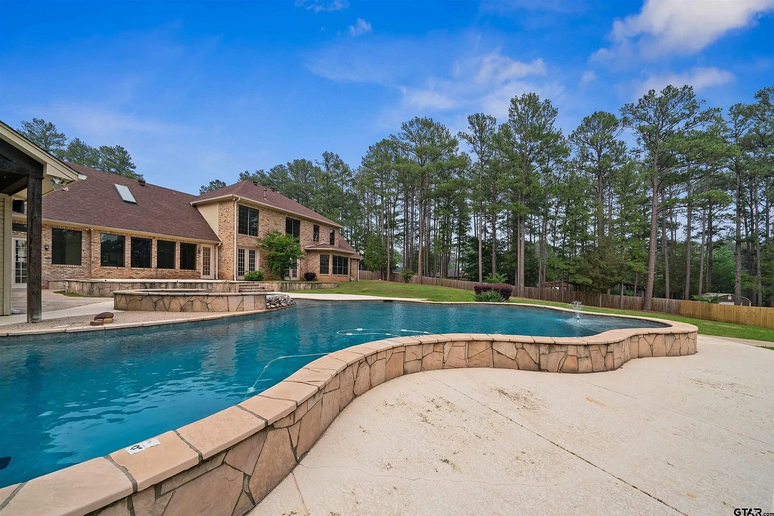 14768 County Road 1100 Tyler TX 75703