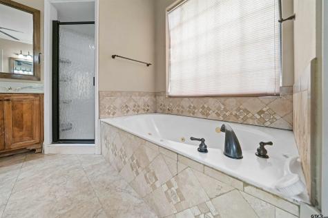 14768 County Road 1100 Tyler TX 75703