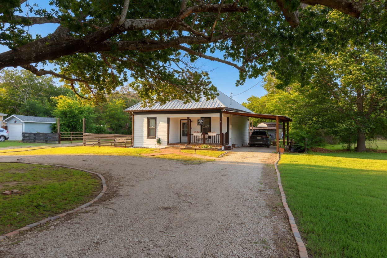 504 N Fordyce Street Blooming Grove TX 76626