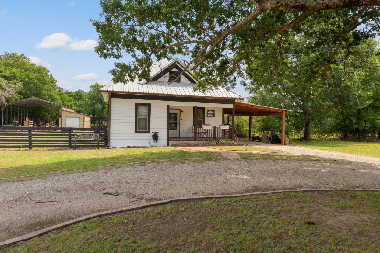 504 N Fordyce Street Blooming Grove TX 76626
