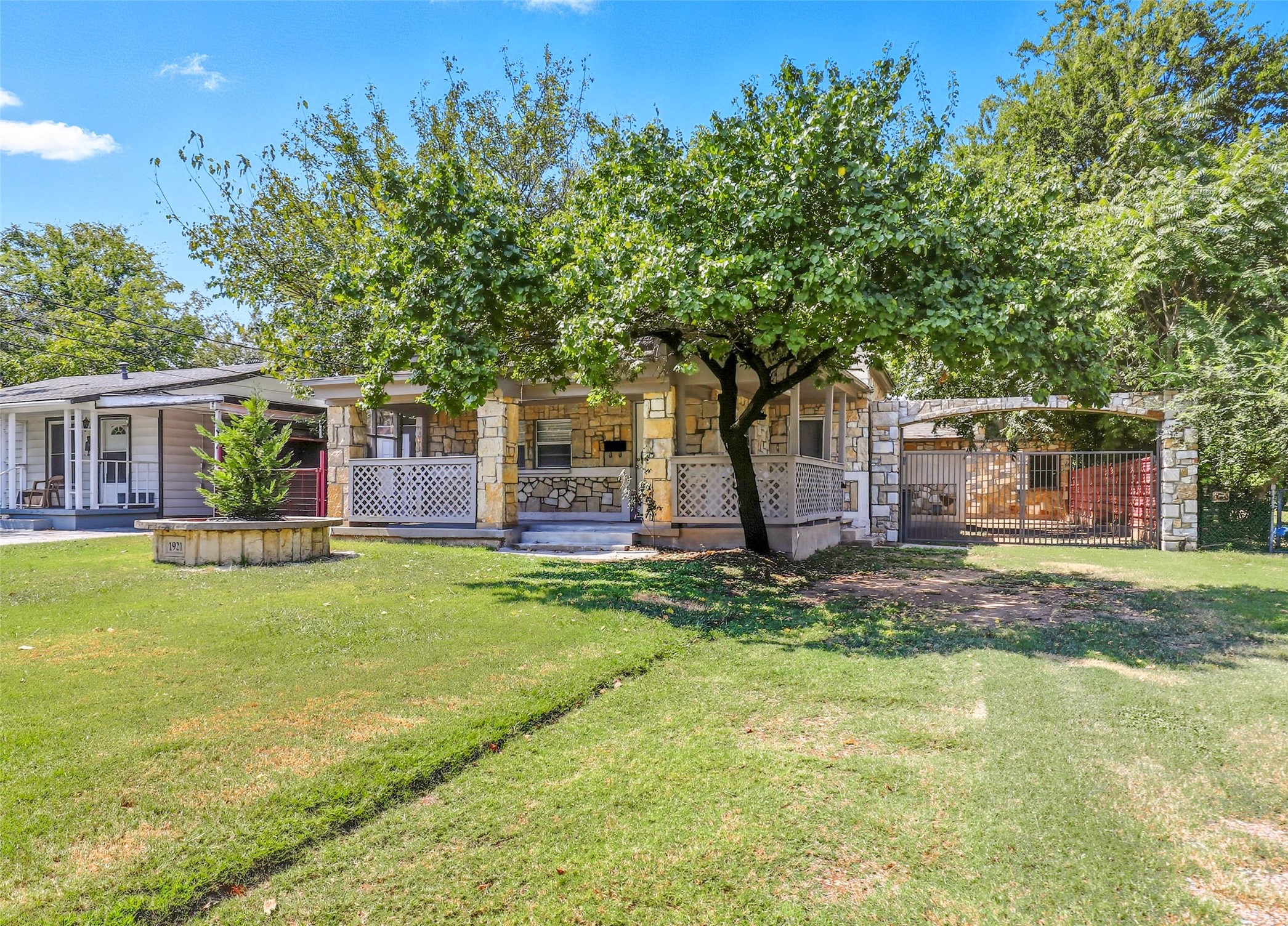 1921 Eden Avenue Haltom City TX 76117