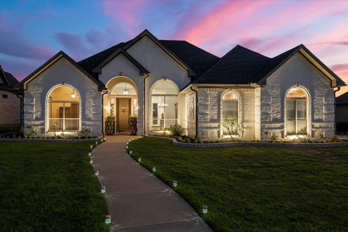 3045 33rd Street NE Paris TX 75462