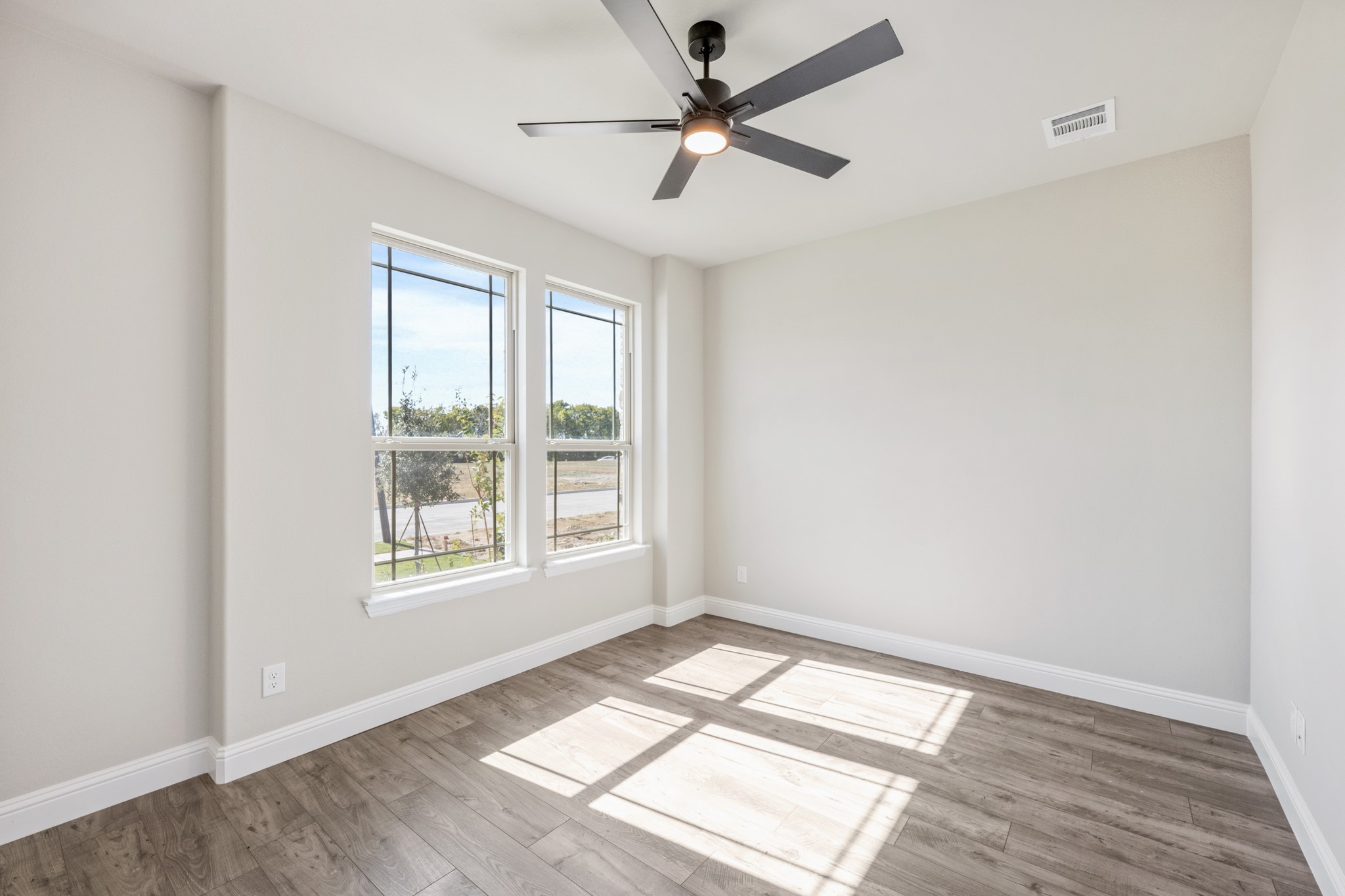 1284 Emily Drive Trenton TX 75490