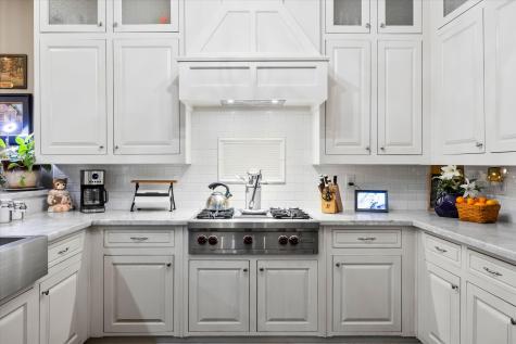1025 W Main Street Waxahachie TX 75165