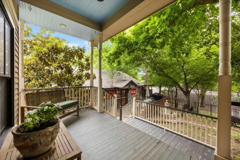 1025 W Main Street Waxahachie TX 75165