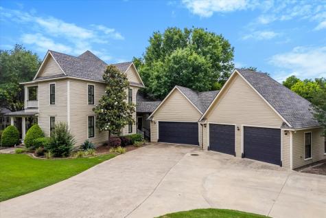 1025 W Main Street Waxahachie TX 75165