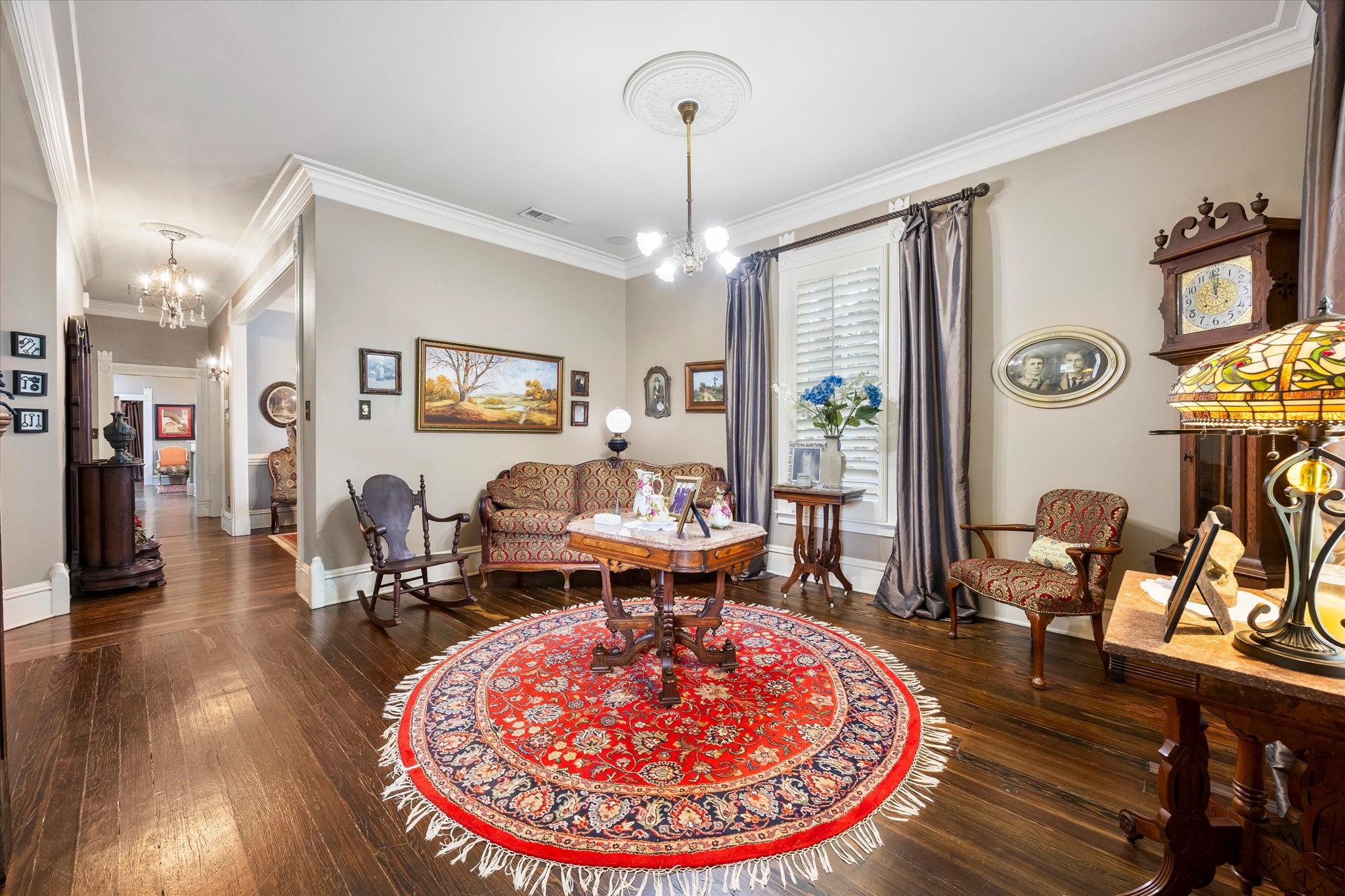 1025 W Main Street Waxahachie TX 75165