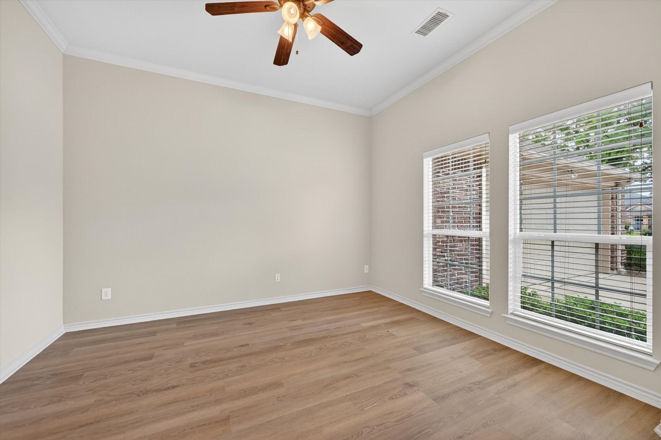 4502 Warbler Lane Garland TX 75043