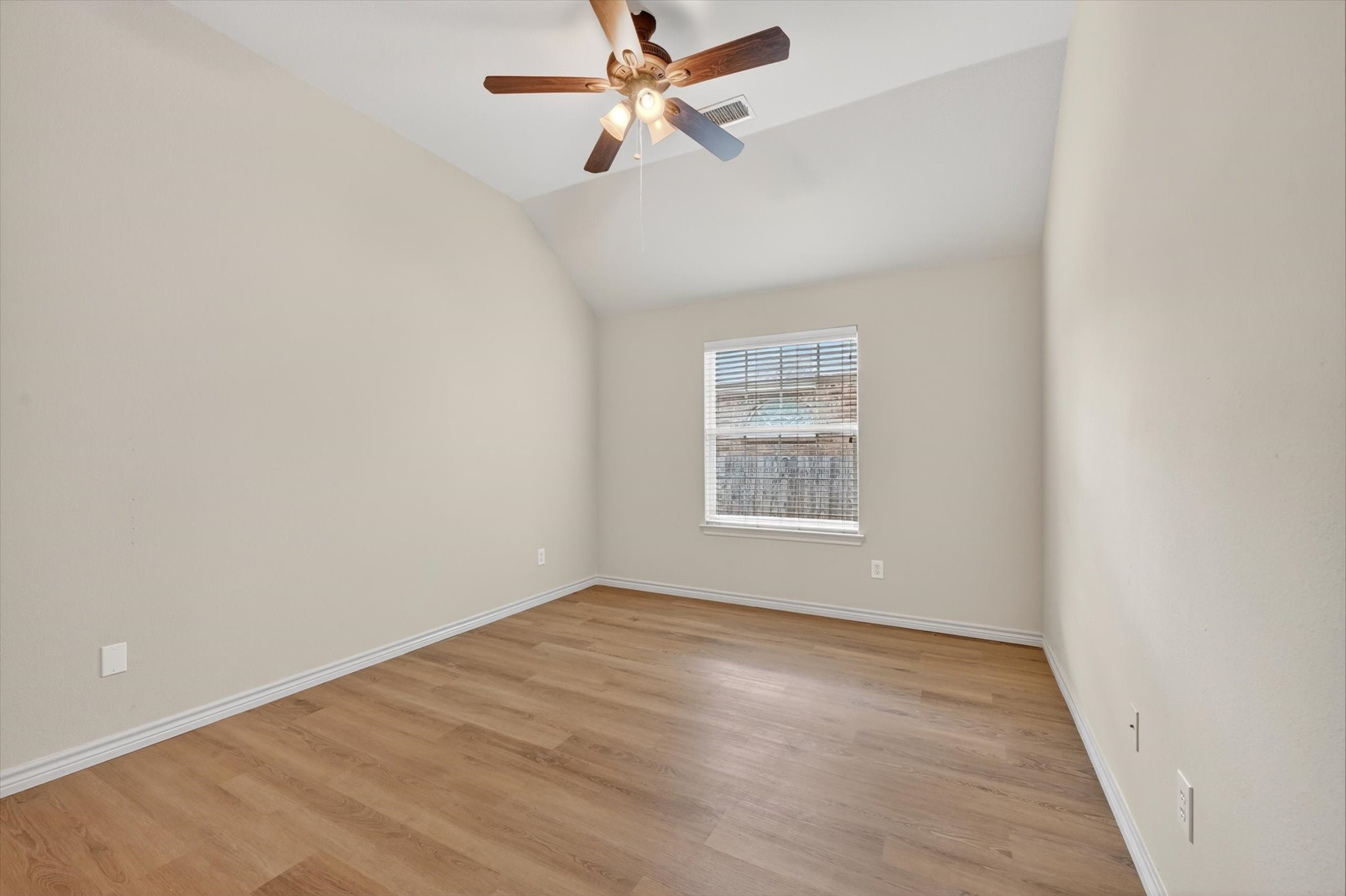 4502 Warbler Lane Garland TX 75043