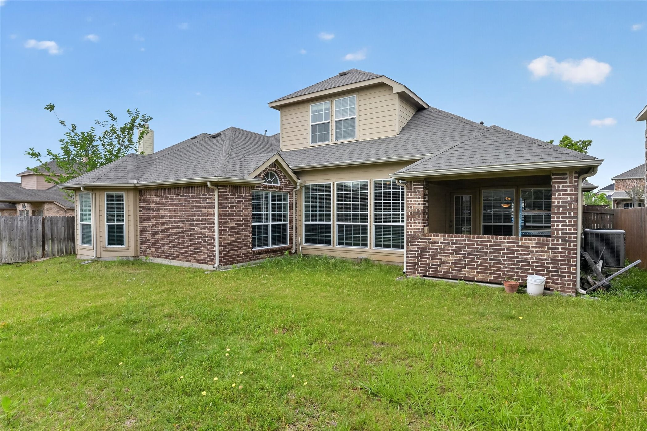 4502 Warbler Lane Garland TX 75043