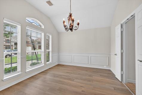 4502 Warbler Lane Garland TX 75043