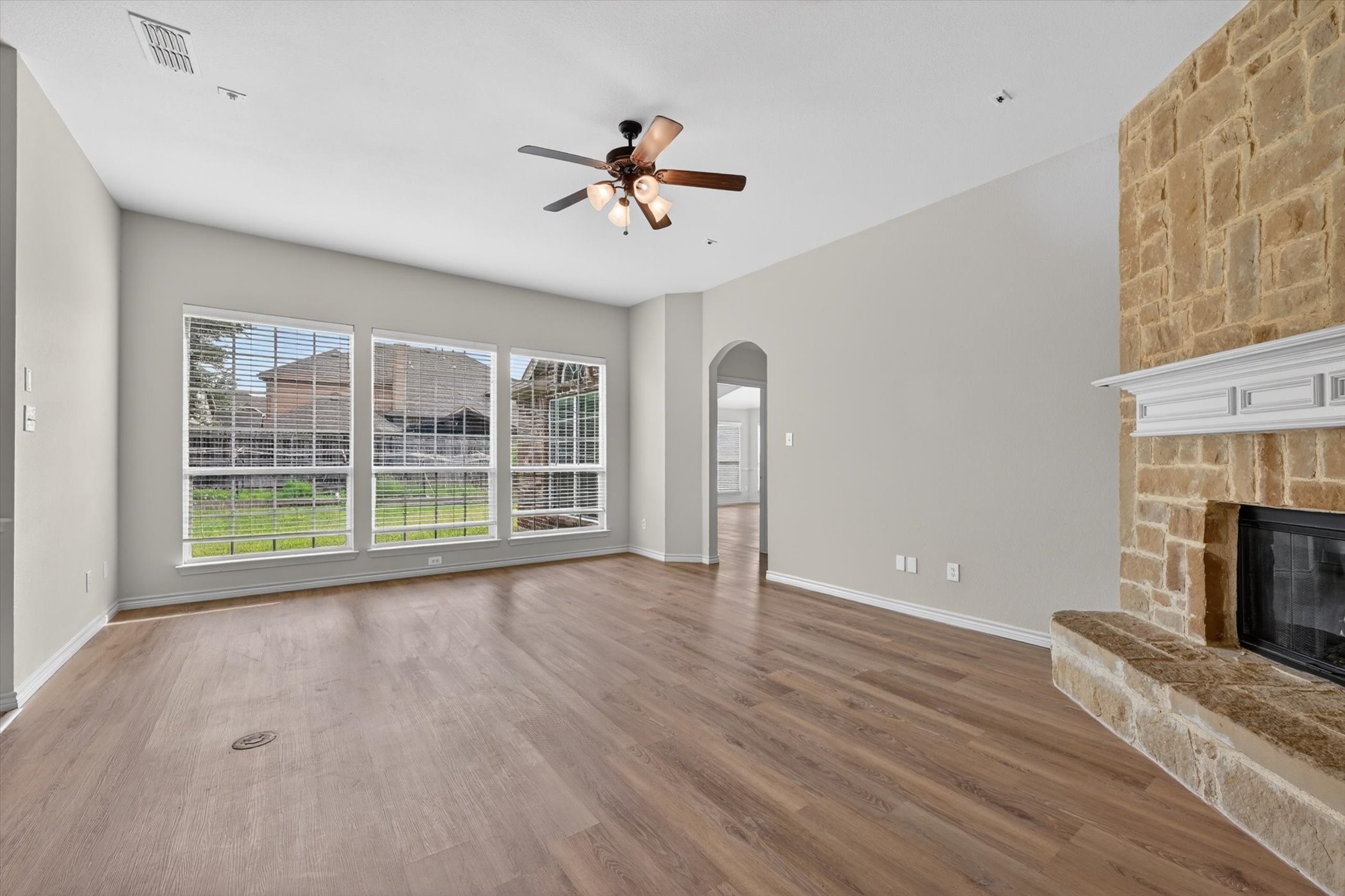 4502 Warbler Lane Garland TX 75043