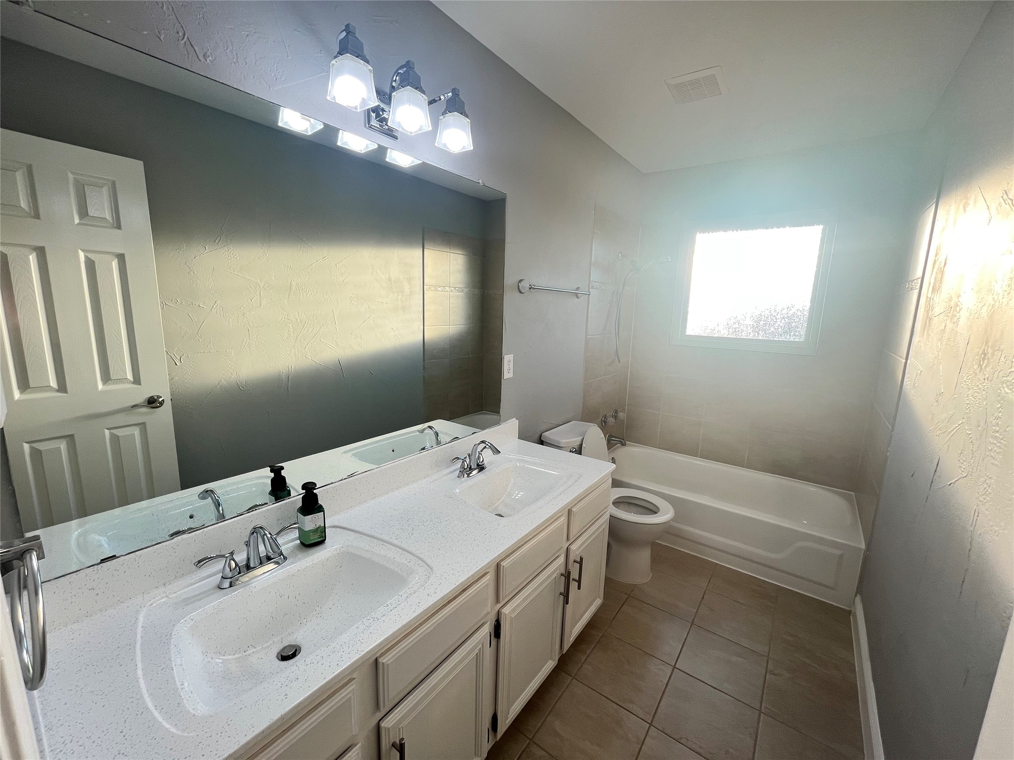 2309 York Court Carrollton TX 75006