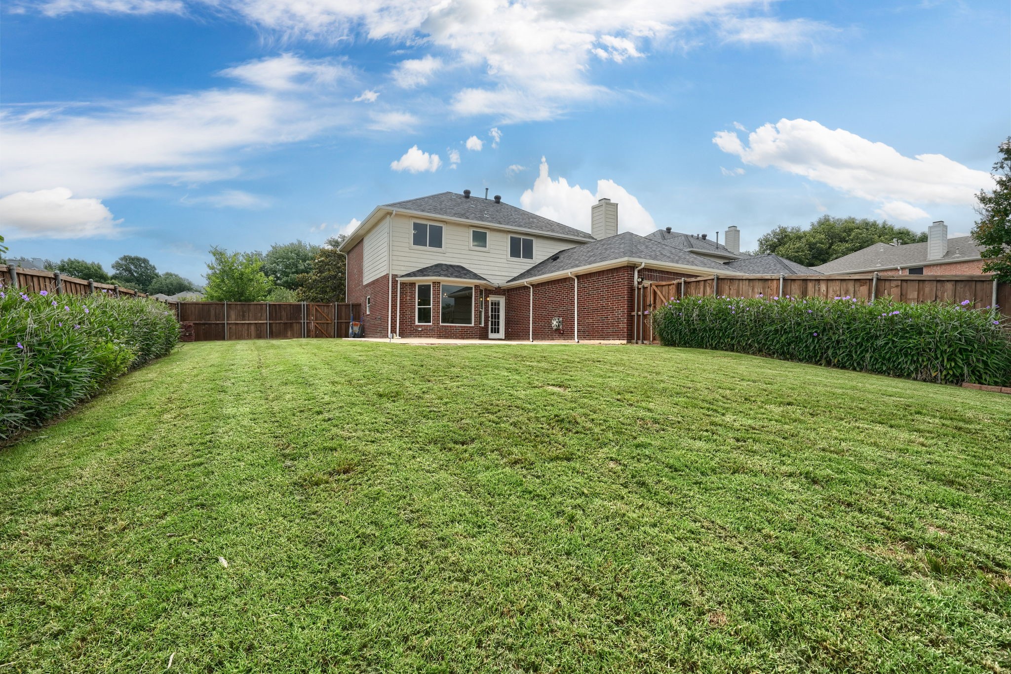 2309 York Court Carrollton TX 75006
