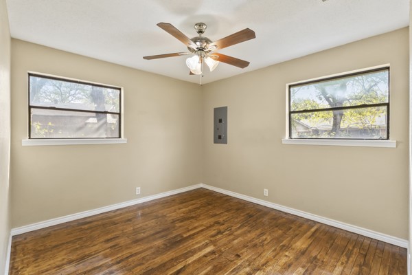 107 S Sheppard Drive Euless TX 76040
