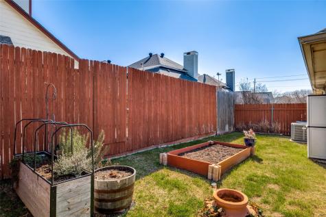 2212 Paige Court Carrollton TX 75006