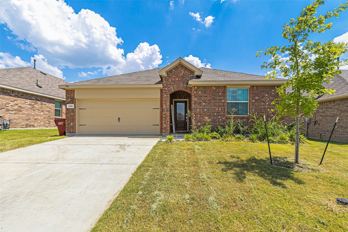2108 Whispering Sage Boulevard Royse City TX 75189