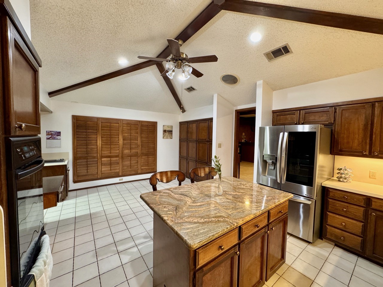 1205 Riverview Drive Arlington TX 76012