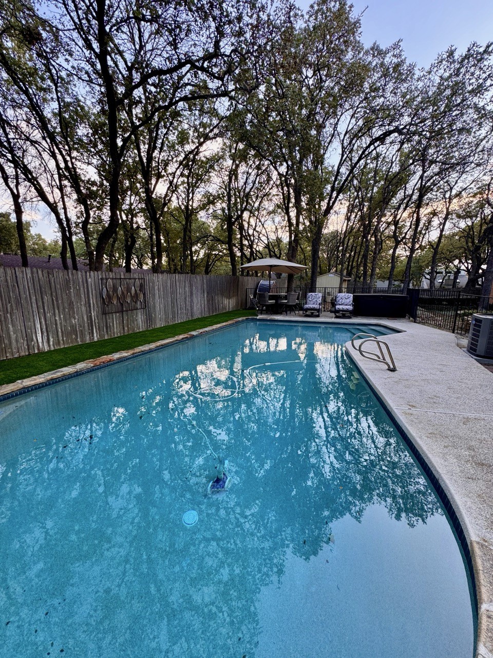 1205 Riverview Drive Arlington TX 76012