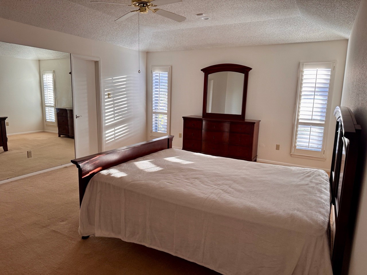 1205 Riverview Drive Arlington TX 76012