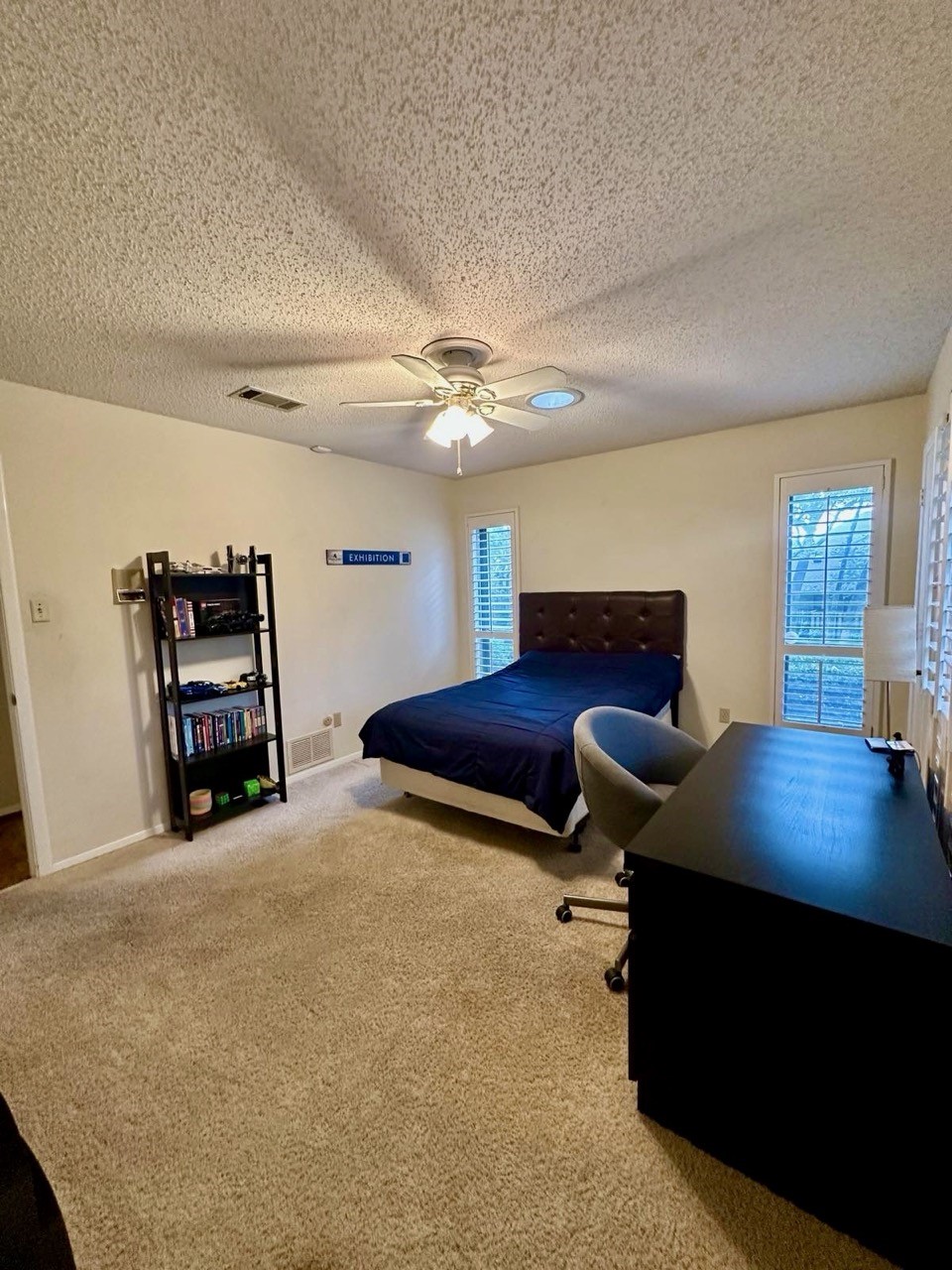 1205 Riverview Drive Arlington TX 76012