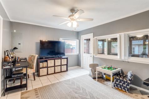 649 Northlake Drive Dallas TX 75218