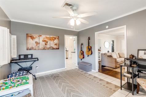 649 Northlake Drive Dallas TX 75218