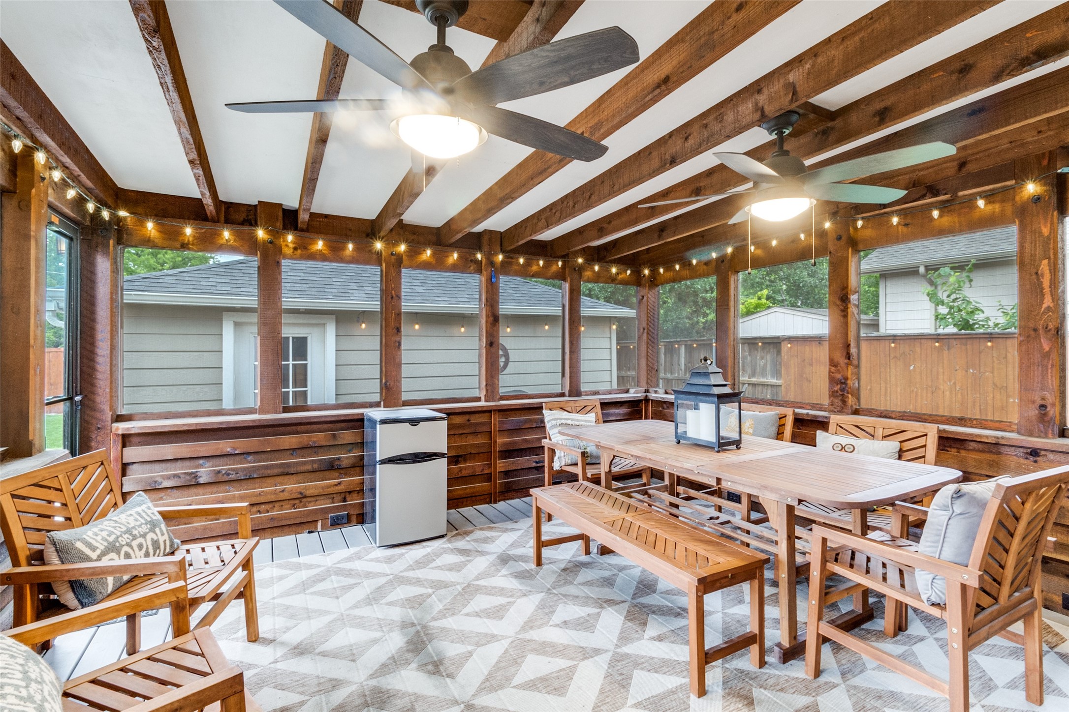 649 Northlake Drive Dallas TX 75218