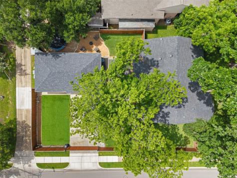 649 Northlake Drive Dallas TX 75218