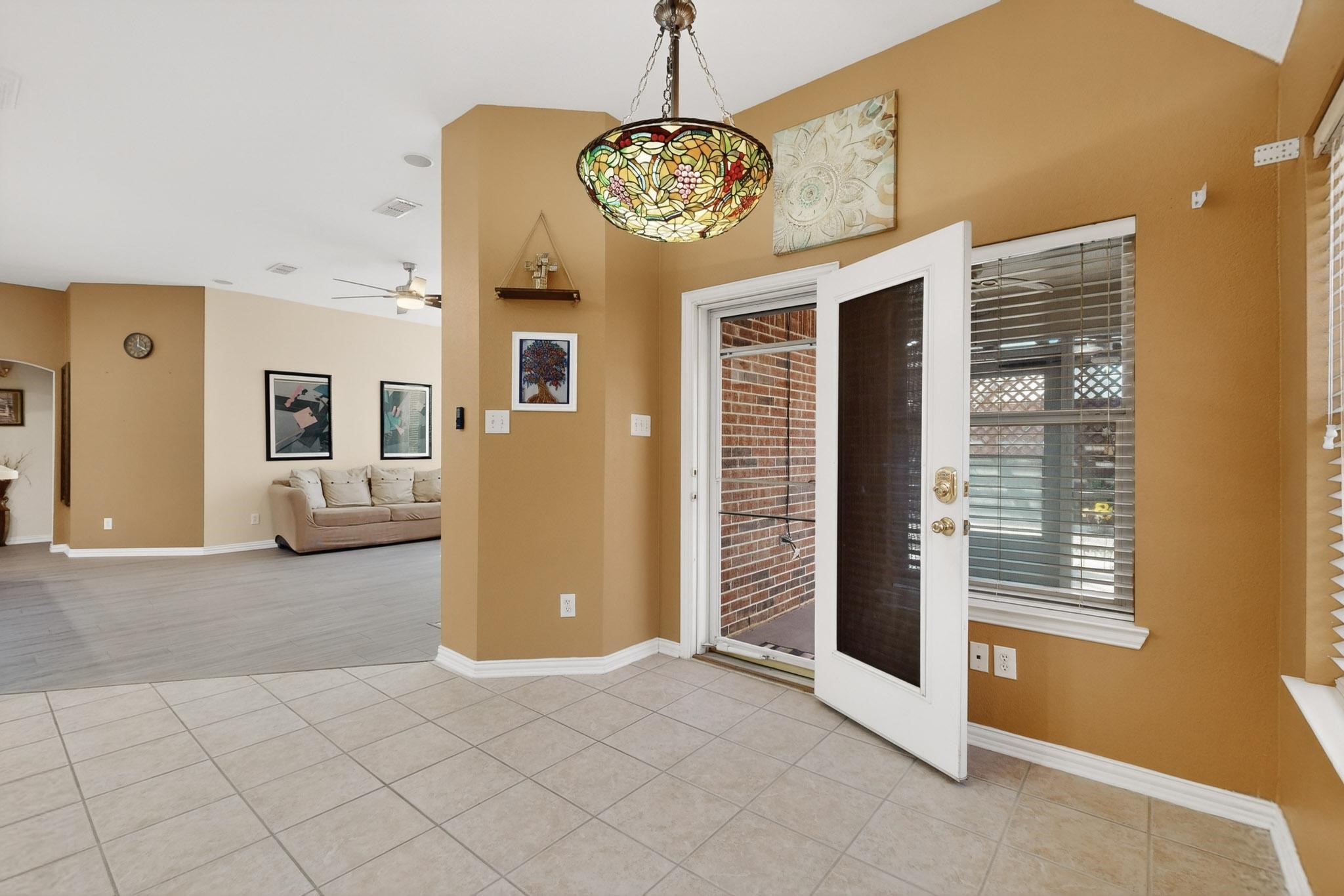 6869 Cape Cod Drive Grand Prairie TX 75054