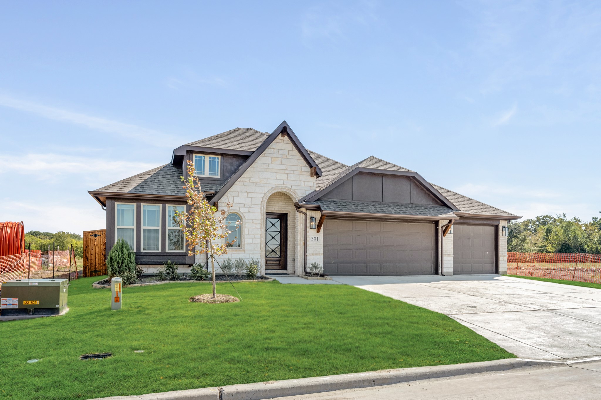 301 Saddlewood Trail Commerce TX 75428