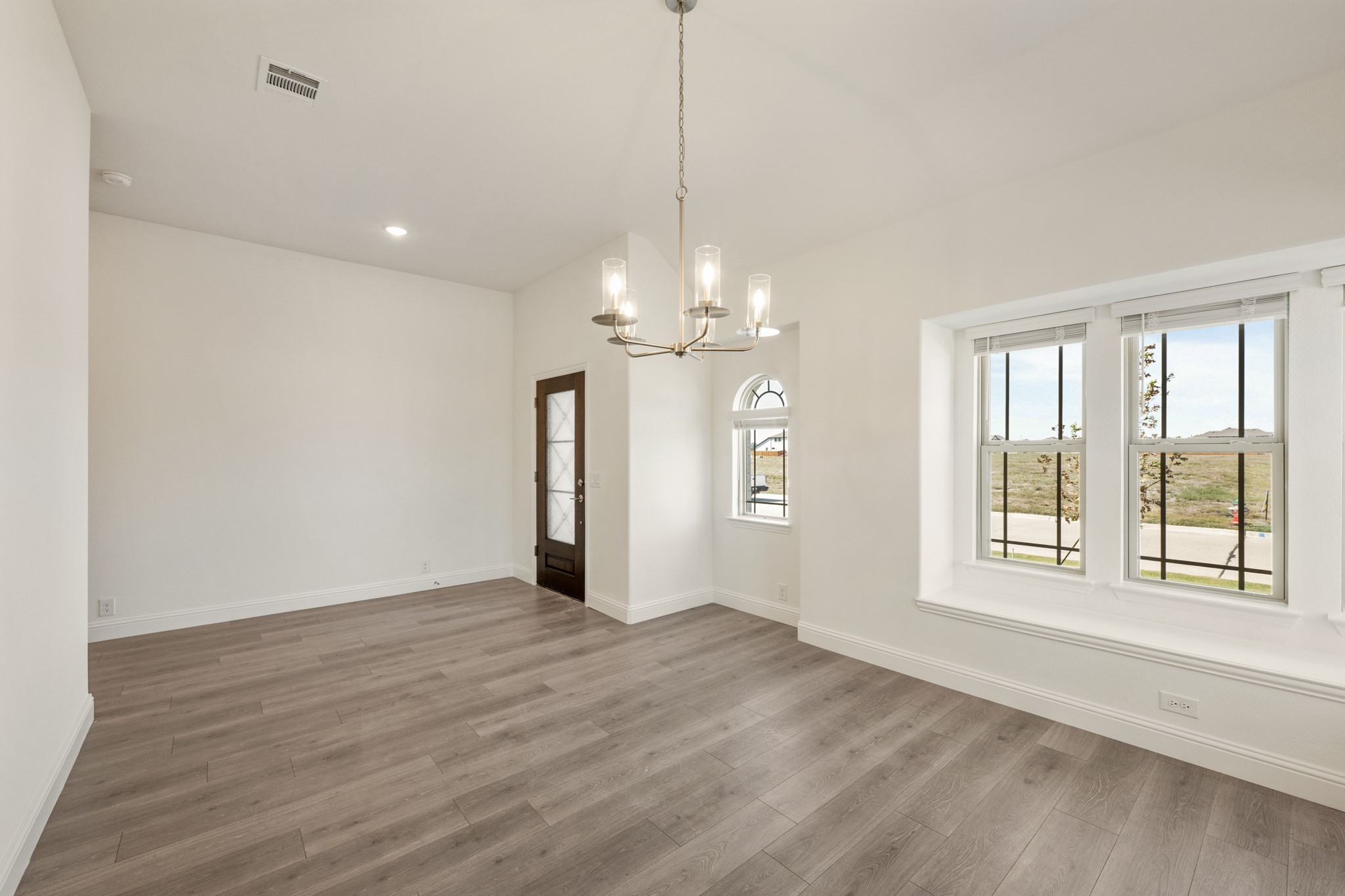 301 Saddlewood Trail Commerce TX 75428