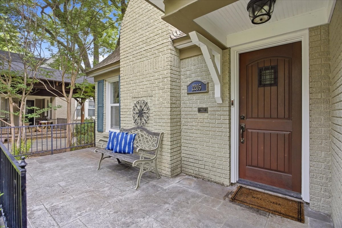 2205 Stanley Avenue Fort Worth TX 76110