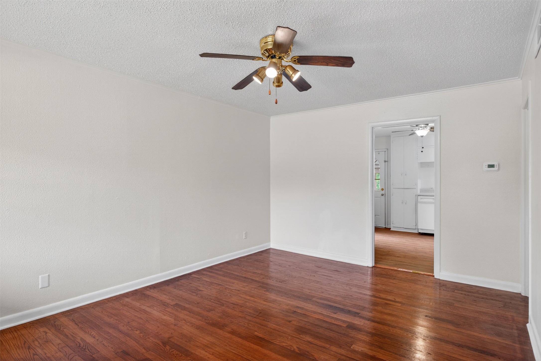 1619 Longview Street Mesquite TX 75149