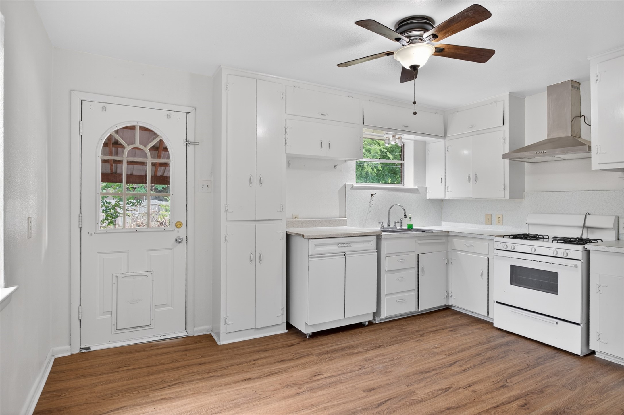 1619 Longview Street Mesquite TX 75149