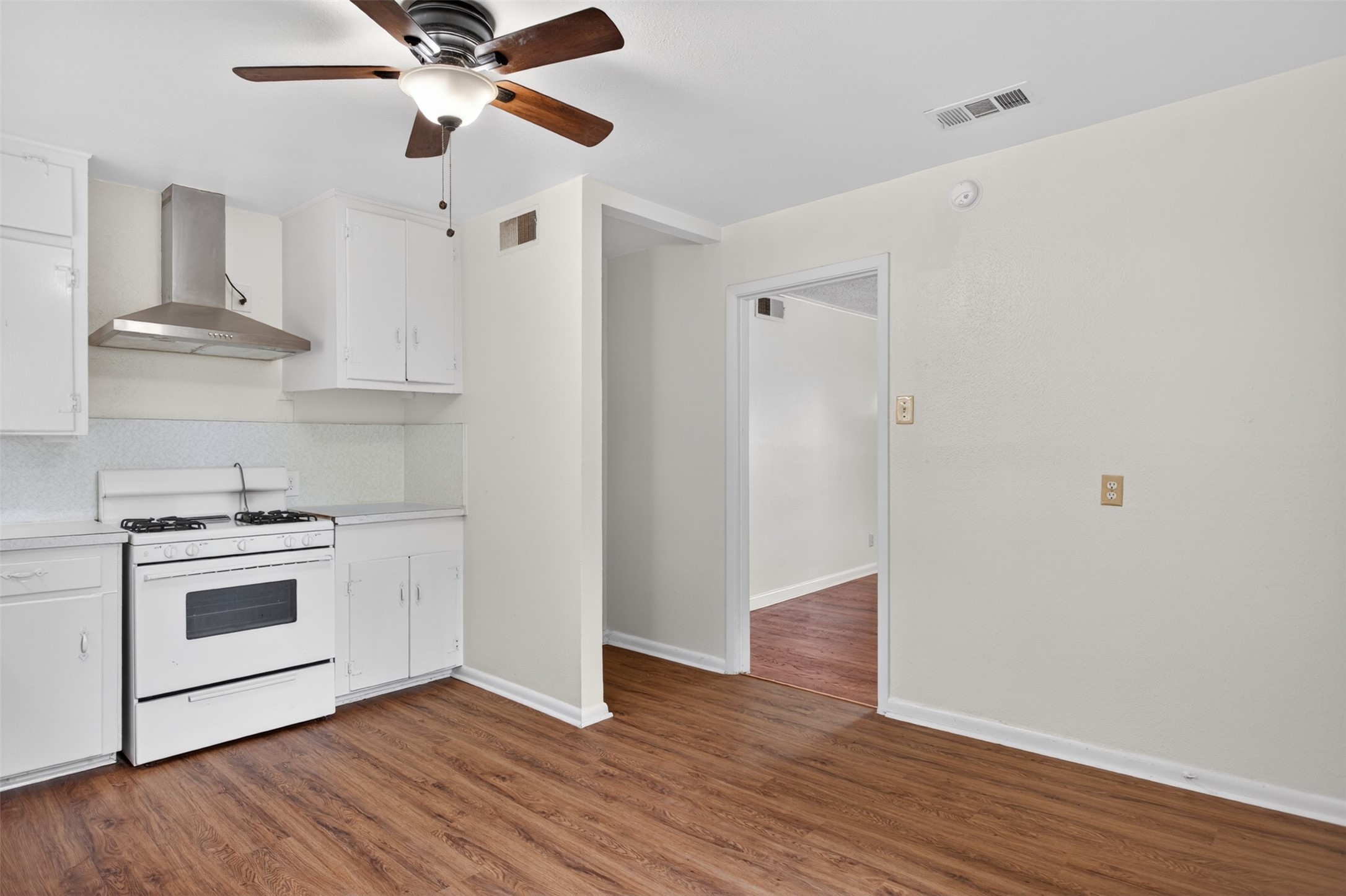 1619 Longview Street Mesquite TX 75149