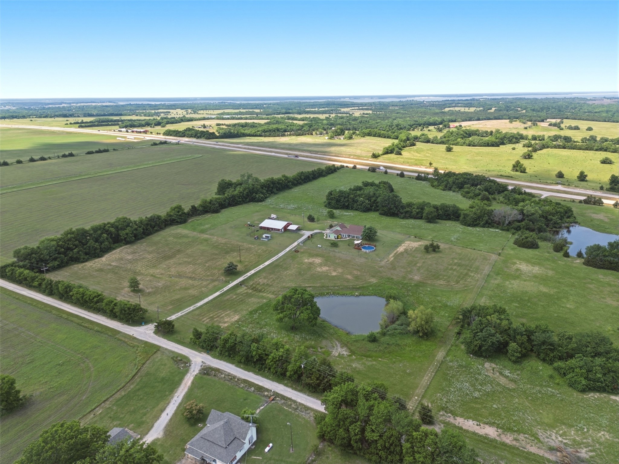 643 Cr 2992 Windom TX 75492